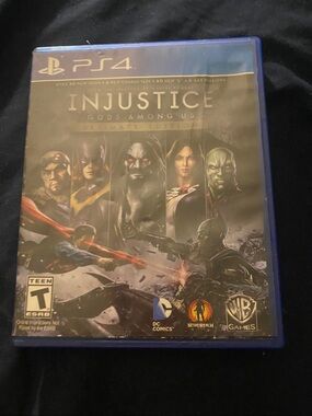 INJUSTICE GODS AMONG US
ULTIMATE EDITION